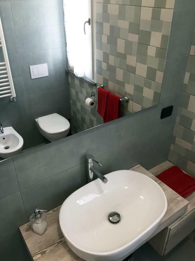 B&B Honey Rooms Saronno Exterior foto