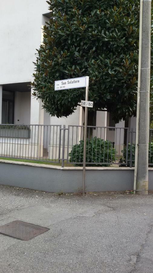 B&B Honey Rooms Saronno Exterior foto